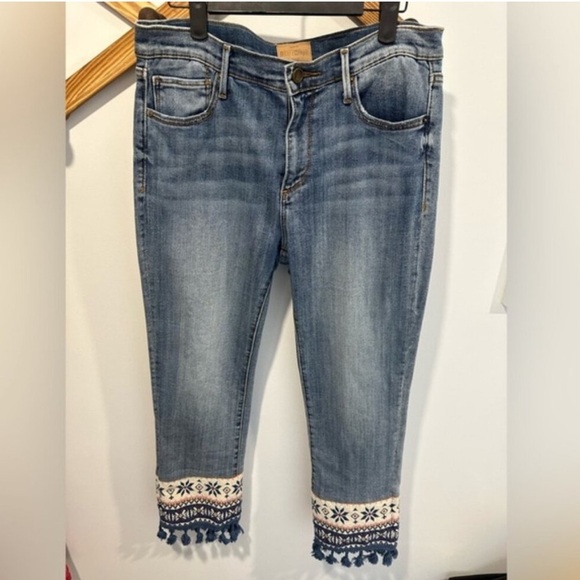 EUC- ANTHROPOLOGIE -DRIFTWOOD BRAND- BOHO COLETTE TASSEL JEANS - Picture 1 of 8